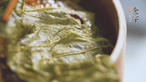 出鍋后撒上蔥花就可以啦。