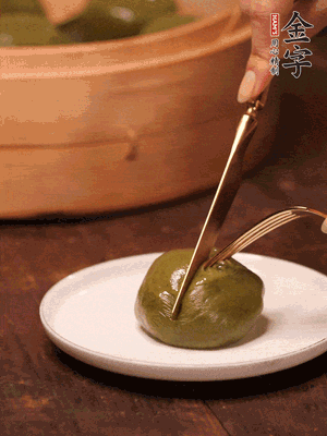 軟軟糯糯，香味可以秒殺99%的成品青團(tuán)